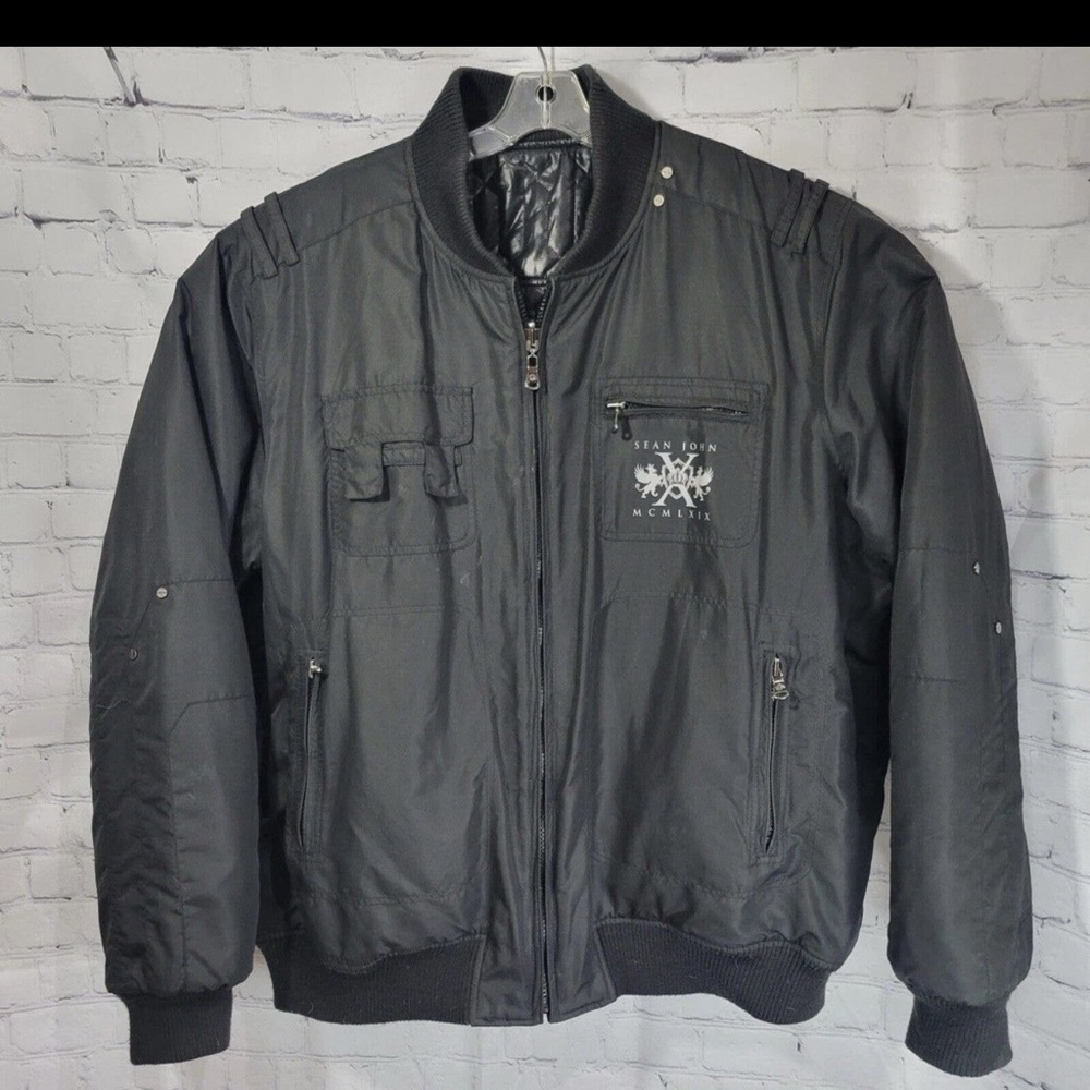 Sean John Reversible  Men's Black Bomber Jacket 
Size M